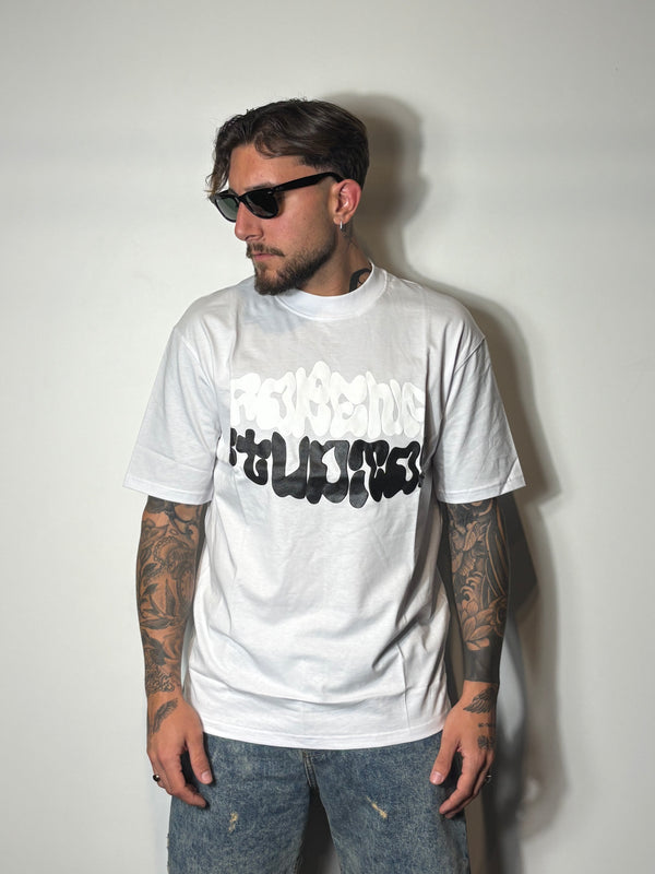 t-shirt painting white