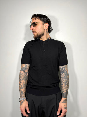 t-shirt serafino black