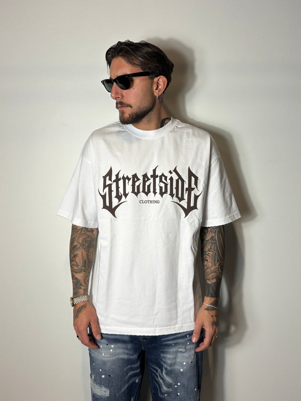 t-shirt streetside white
